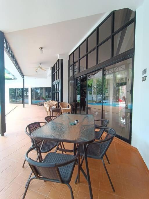 Titiwangsa9 Bungalow Pool Vila Kuala Lumpur