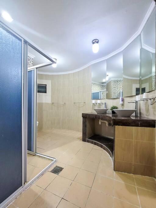 Titiwangsa9 Bungalow Pool * Kuala Lumpur